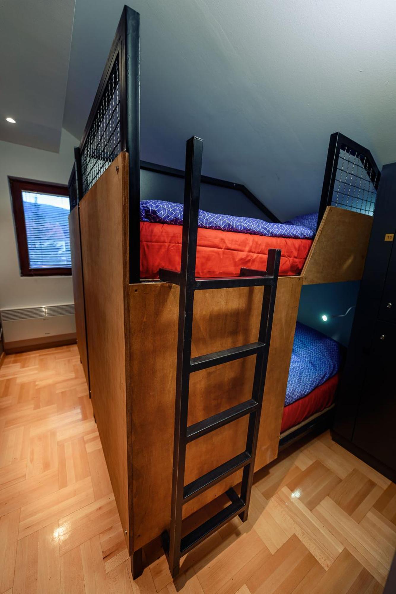 Town Hostel Печ Экстерьер фото
