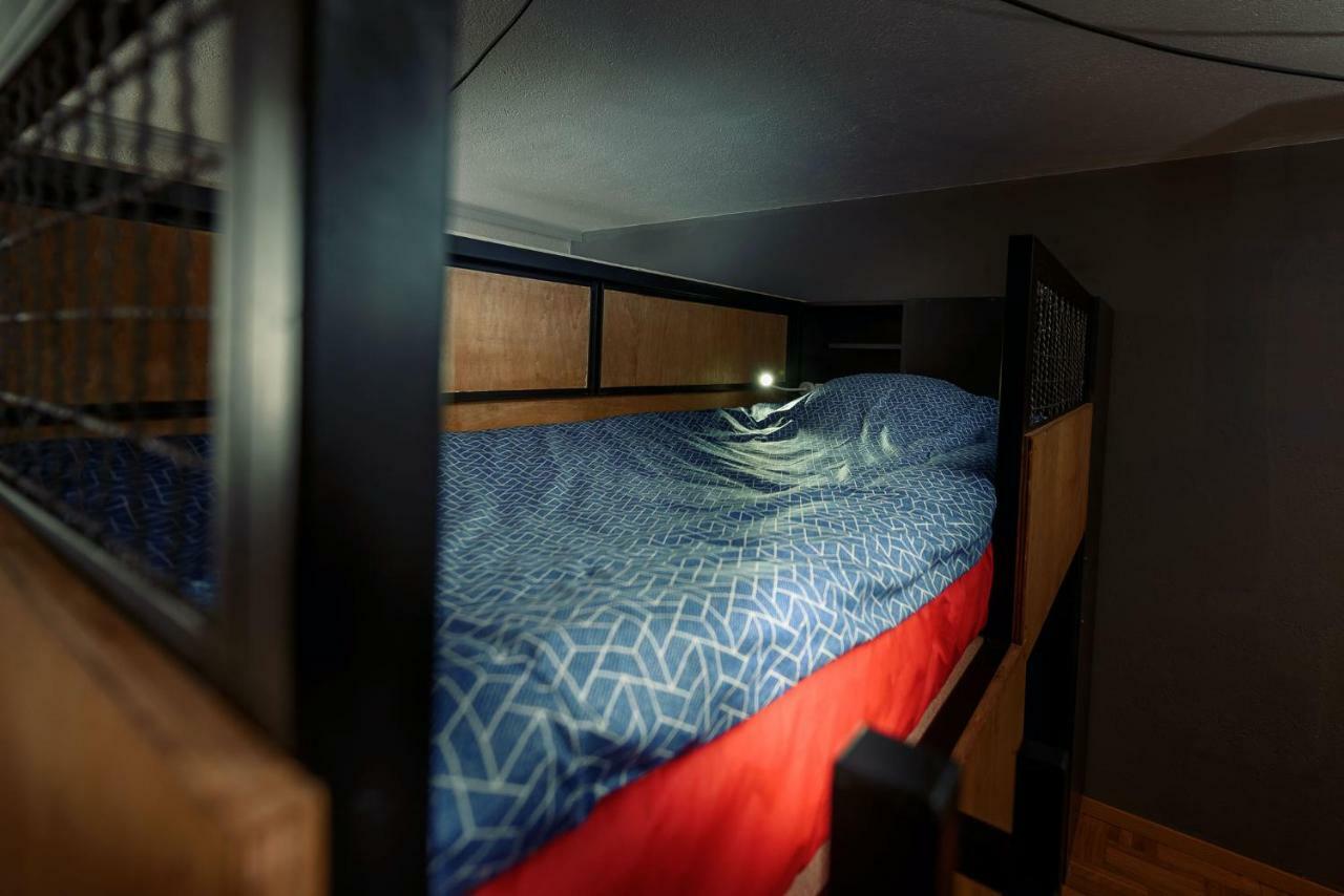 Town Hostel Печ Экстерьер фото